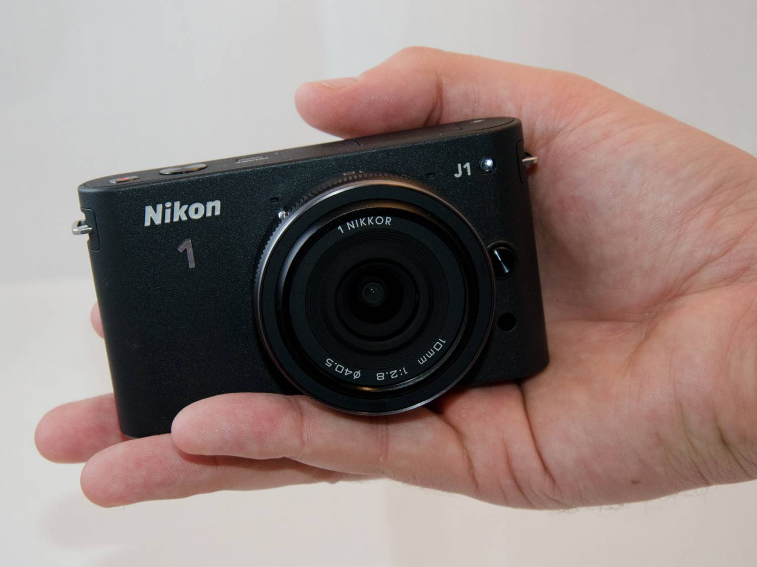 Nikon 1 j1 Kit. Звезды Nikon 1 j1. Компактные 18